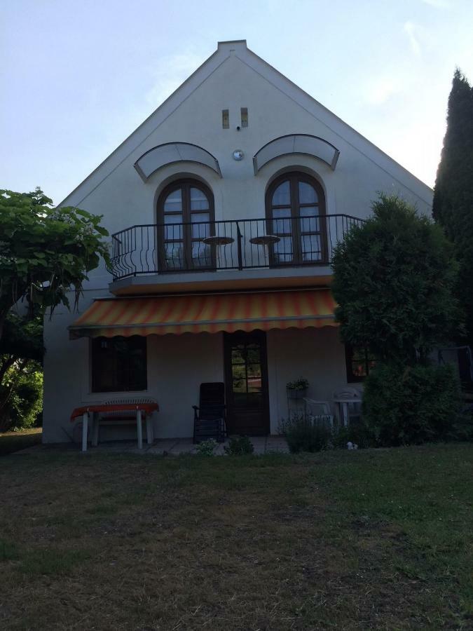 Villa Elysium Gyenesdiás Exteriör bild